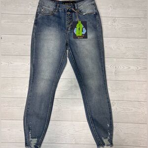 NWT• Women’s Indigo Rein Curvy Fit High Rise Denim Jeans •Size 5-26W•Distressed